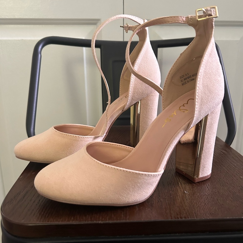 Lulu’s heels